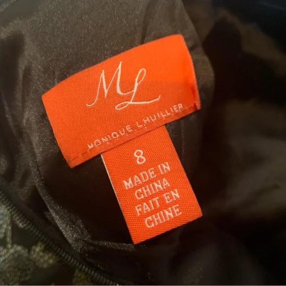 Monique Lhuillier Metallic Brocade Gown with pockets Size 8 (Hemmed for 5’ 3”) - Picture 6 of 8